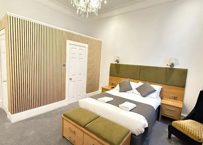 Sandyford Lodge Glasgow