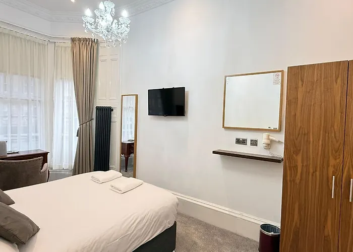 Sandyford Lodge Glasgow